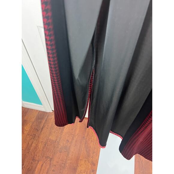 Coldwater Creek Red Black Houndstooth Velvet Robe Duster Cardigan Size Medium - Picture 6 of 8